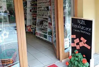 Nűbl Fodrászcikk Szekszárd